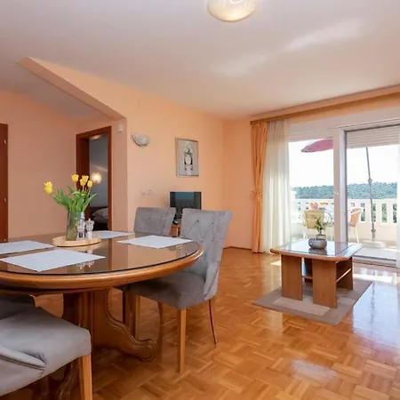 Apartamento Mira Makarska